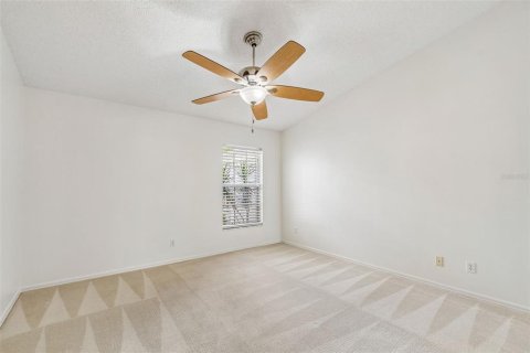 House in Sarasota, Florida 2 bedrooms, 186.92 sq.m. № 2150607 - photo 24