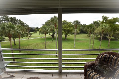 Condo in Pompano Beach, Florida, 3 bedrooms  № 1939980 - photo 4