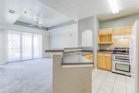 Condominio en alquiler en Orlando, Florida, 2 dormitorios, 96.15 m2 № 1615760 - foto 2