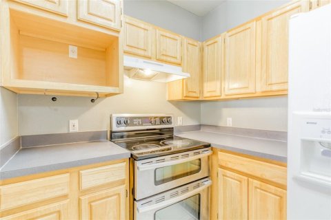Condominio en alquiler en Orlando, Florida, 2 dormitorios, 96.15 m2 № 1615760 - foto 4