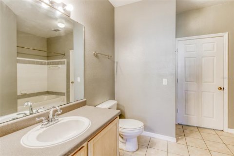 Condominio en alquiler en Orlando, Florida, 2 dormitorios, 96.15 m2 № 1615760 - foto 15