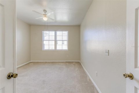 Condominio en alquiler en Orlando, Florida, 2 dormitorios, 96.15 m2 № 1615760 - foto 18