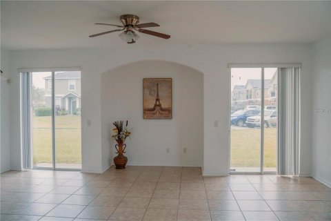Copropriété à vendre à Kissimmee, Floride: 3 chambres, 158.4 m2 № 2330664 - photo 4