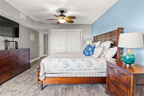 Condo in Hudson, Florida, 3 bedrooms  № 2097311 - photo 23