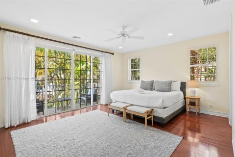 Adosado en venta en Fort Lauderdale, Florida, 4 dormitorios, 254.09 m2 № 1979963 - foto 19