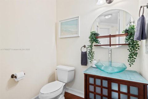 Adosado en venta en Fort Lauderdale, Florida, 4 dormitorios, 254.09 m2 № 1979963 - foto 8