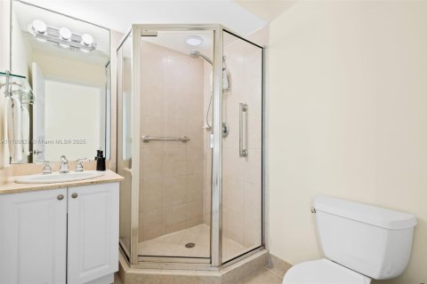 Adosado en venta en Fort Lauderdale, Florida, 4 dormitorios, 254.09 m2 № 1979963 - foto 23