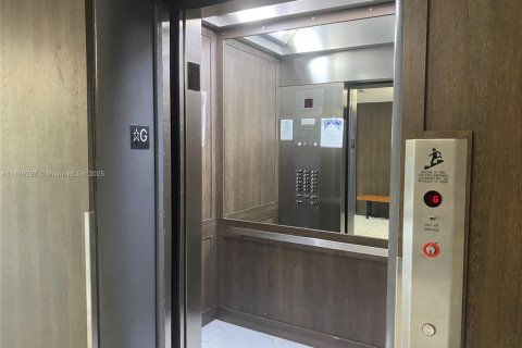 Apartment in Aventura, Florida 2 bedrooms, 116.22 sq.m. № 1955556 - photo 23