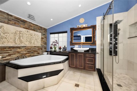 Купить виллу или дом в Майами, Флорида 6 спален, 288.65м2, № 2154348 - фото 29
