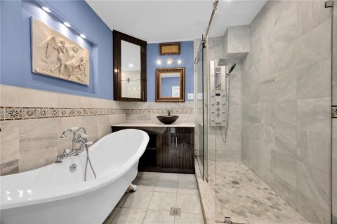 Купить виллу или дом в Майами, Флорида 6 спален, 288.65м2, № 2154348 - фото 26