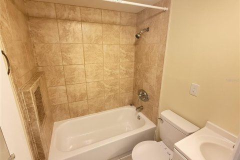 Casa en alquiler en DeLand, Florida, 1 dormitorio, 41.81 m2 № 2212106 - foto 8