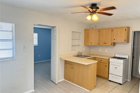 Casa en alquiler en DeLand, Florida, 1 dormitorio, 41.81 m2 № 2212106 - foto 5