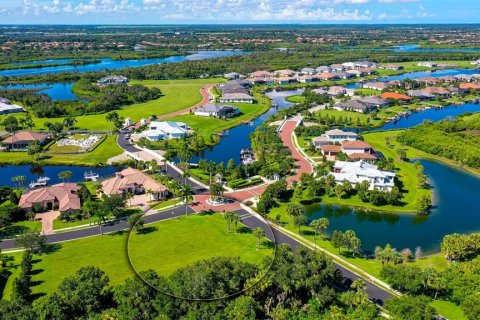 Terreno en venta en Parrish, Florida № 1284406 - foto 1