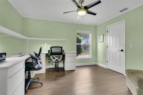 House in Winter Garden, Florida 4 bedrooms, 252.32 sq.m. № 1902756 - photo 21