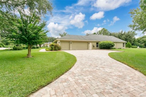 House in Winter Garden, Florida 4 bedrooms, 252.32 sq.m. № 1902756 - photo 3