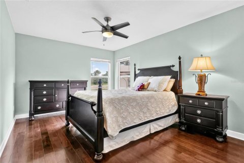 House in Winter Garden, Florida 4 bedrooms, 252.32 sq.m. № 1902756 - photo 18