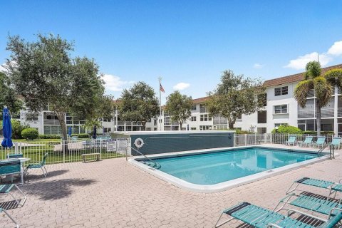 Copropriété à louer à Lauderdale-by-the-Sea, Floride: 2 chambres, 92.9 m2 № 2171272 - photo 29