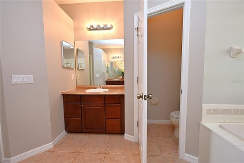 Villa ou maison à louer à Auburndale, Floride: 4 chambres, 219.16 m2 № 2167813 - photo 24