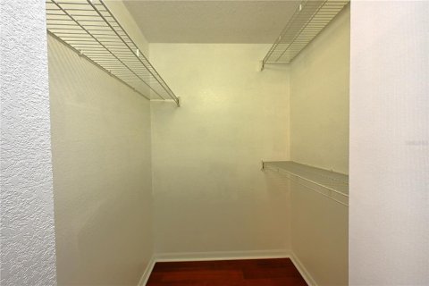 Villa ou maison à louer à Auburndale, Floride: 4 chambres, 219.16 m2 № 2167813 - photo 28