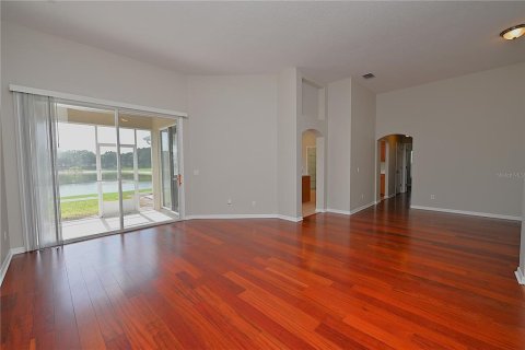 Villa ou maison à louer à Auburndale, Floride: 4 chambres, 219.16 m2 № 2167813 - photo 19