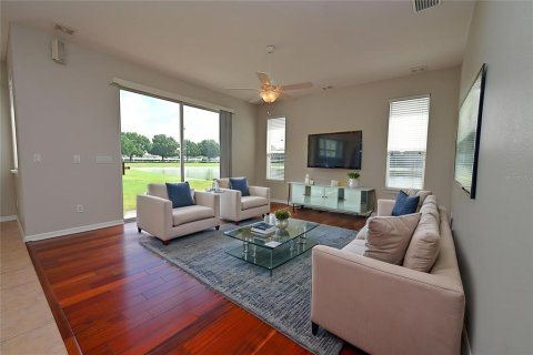 Villa ou maison à louer à Auburndale, Floride: 4 chambres, 219.16 m2 № 2167813 - photo 12