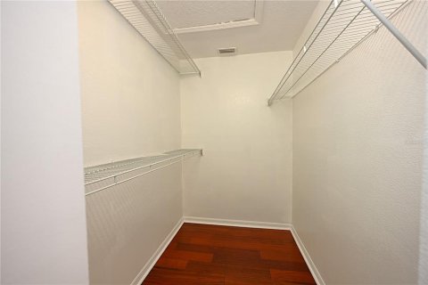 Villa ou maison à louer à Auburndale, Floride: 4 chambres, 219.16 m2 № 2167813 - photo 29