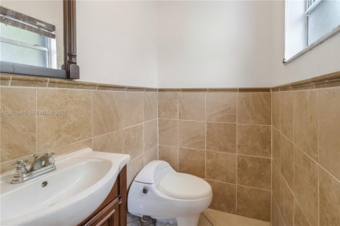 Townhouse in Palmetto Bay, Florida 2 bedrooms, 103.12 sq.m. № 2076469 - photo 5