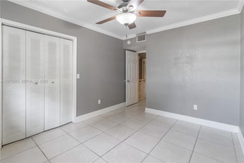 Townhouse in Palmetto Bay, Florida 2 bedrooms, 103.12 sq.m. № 2076469 - photo 22