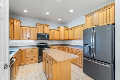 Villa ou maison à vendre à Land O' Lakes, Floride: 4 chambres, 223.62 m2 № 2416447 - photo 5