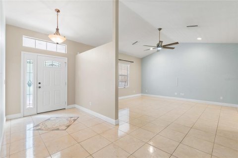 Villa ou maison à vendre à Land O' Lakes, Floride: 4 chambres, 223.62 m2 № 2416447 - photo 17