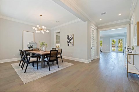 Casa en venta en Saint Petersburg, Florida, 5 dormitorios, 363.9 m2 № 2119343 - foto 12