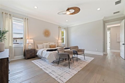 Casa en venta en Saint Petersburg, Florida, 5 dormitorios, 363.9 m2 № 2119343 - foto 6