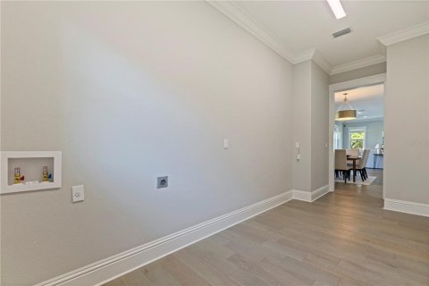 Casa en venta en Saint Petersburg, Florida, 5 dormitorios, 363.9 m2 № 2119343 - foto 27