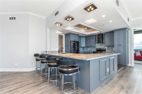 Condo in Clearwater, Florida, 3 bedrooms № 2131163 - photo 11