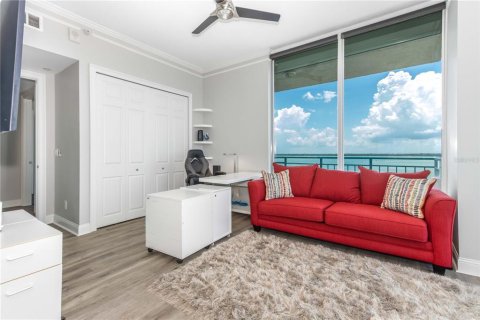 Condo in Clearwater, Florida, 3 bedrooms № 2131163 - photo 18