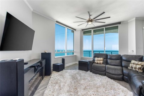 Condo in Clearwater, Florida, 3 bedrooms № 2131163 - photo 8