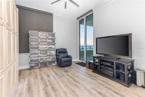 Condo in Clearwater, Florida, 3 bedrooms № 2131163 - photo 30