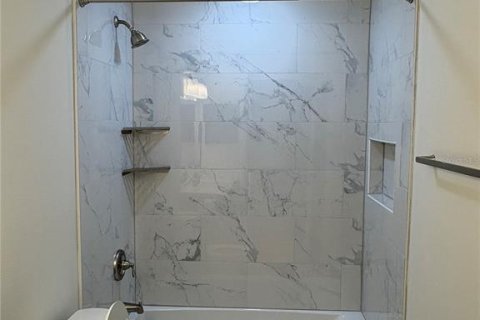Appartement à louer à Lakeland, Floride: 2 chambres, 83.61 m2 № 2384210 - photo 17