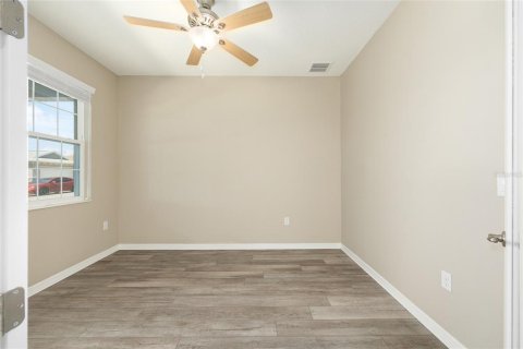 House in Ocala, Florida 2 bedrooms, 184.23 sq.m. № 2106965 - photo 10