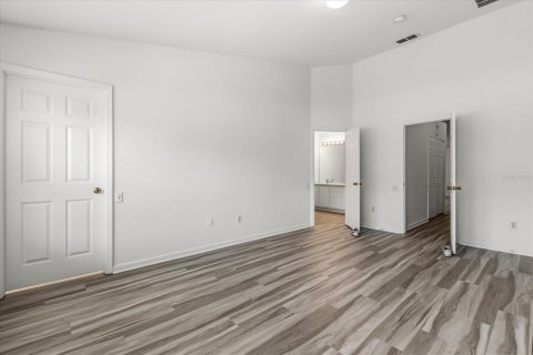 Townhouse in Sanford, Florida 3 bedrooms, 156.73 sq.m. № 2093430 - photo 20