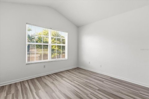 Townhouse in Sanford, Florida 3 bedrooms, 156.73 sq.m. № 2093430 - photo 25