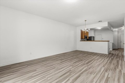 Townhouse in Sanford, Florida 3 bedrooms, 156.73 sq.m. № 2093430 - photo 19