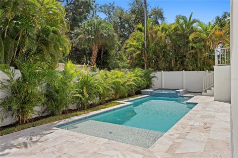 Casa en venta en Tampa, Florida, 5 dormitorios, 493.78 m2 № 2425374 - foto 15