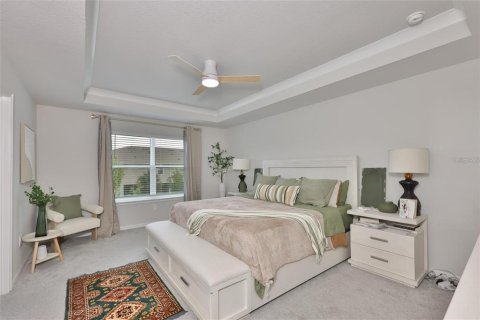 Townhouse in Brandon, Florida 4 bedrooms, 240.99 sq.m. № 2156435 - photo 9