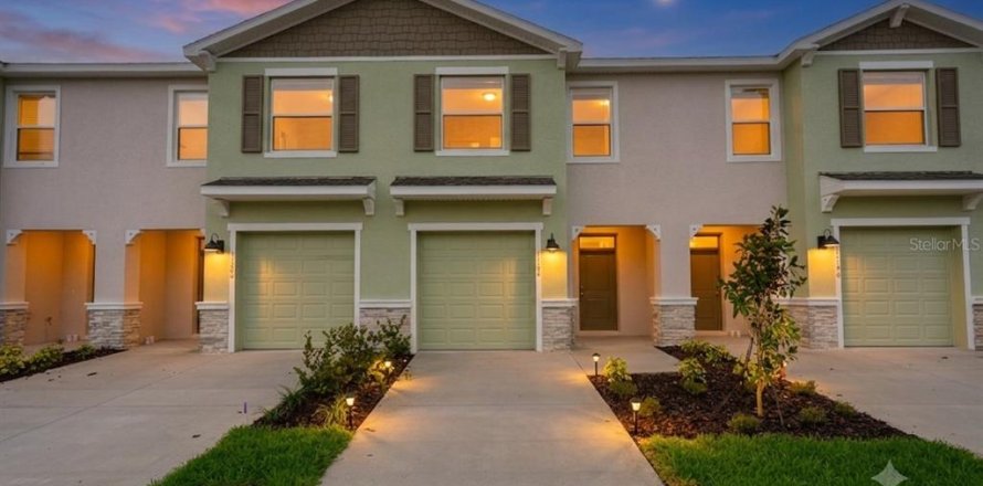 Touwnhouse à Land O' Lakes, Floride 3 chambres, 155.43 m2 № 2216819
