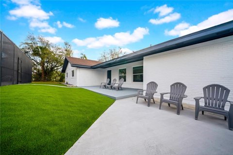 House in Lutz, Florida 8 bedrooms, 401.99 sq.m. № 2354293 - photo 26