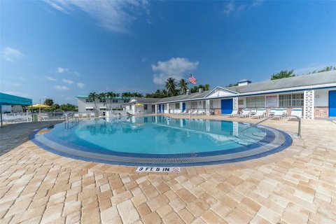 Condominio en alquiler en Hollywood, Florida, 1 dormitorio, 53.88 m2 № 1224581 - foto 1