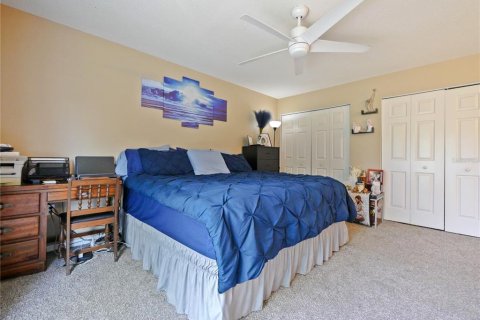 House in Kissimmee, Florida 4 bedrooms, 157.93 sq.m. № 1816179 - photo 13