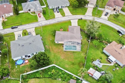 House in Kissimmee, Florida 4 bedrooms, 157.93 sq.m. № 1816179 - photo 29