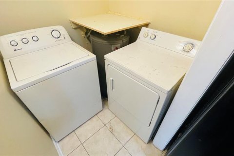 Copropriété à louer à Orlando, Floride: 2 chambres, 80.27 m2 № 2313437 - photo 17